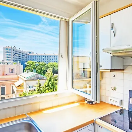 Espace Anahit 2 Piece Meuble Avec Balcon, Proche Tram Magnan Et Plages Bail Mobilite * Nice